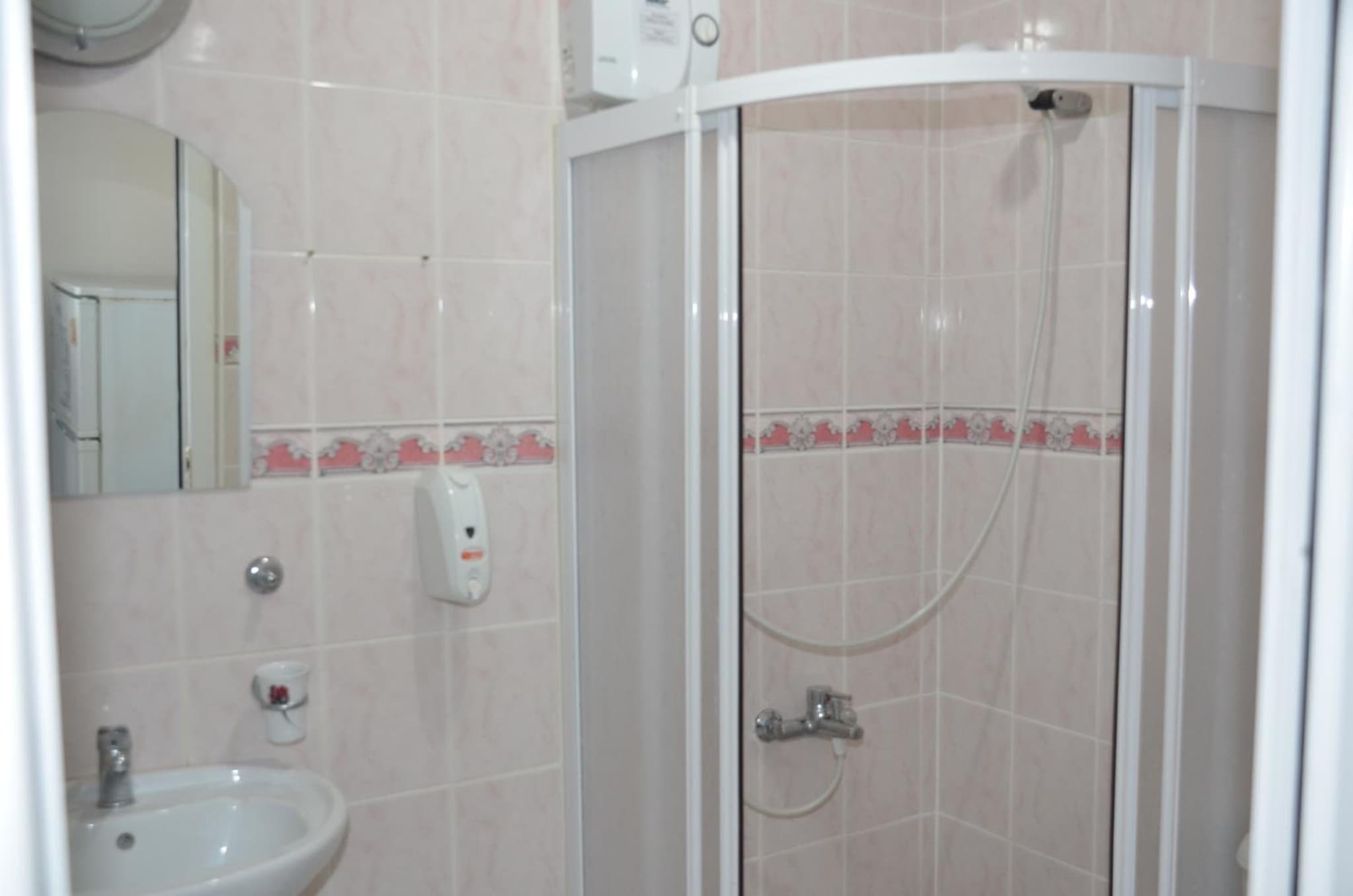 Side Apart Hotel - Image 3