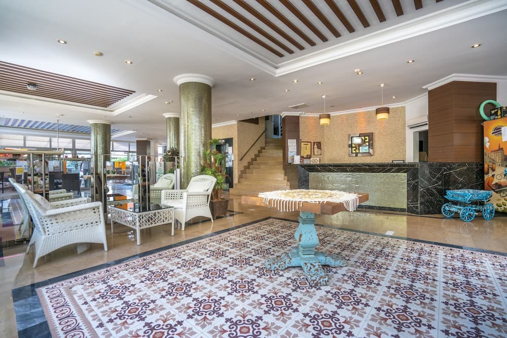 Carmen Suite Otel - Image 2