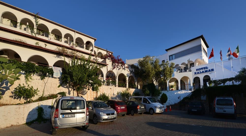 Kalamar Otel - Image 1