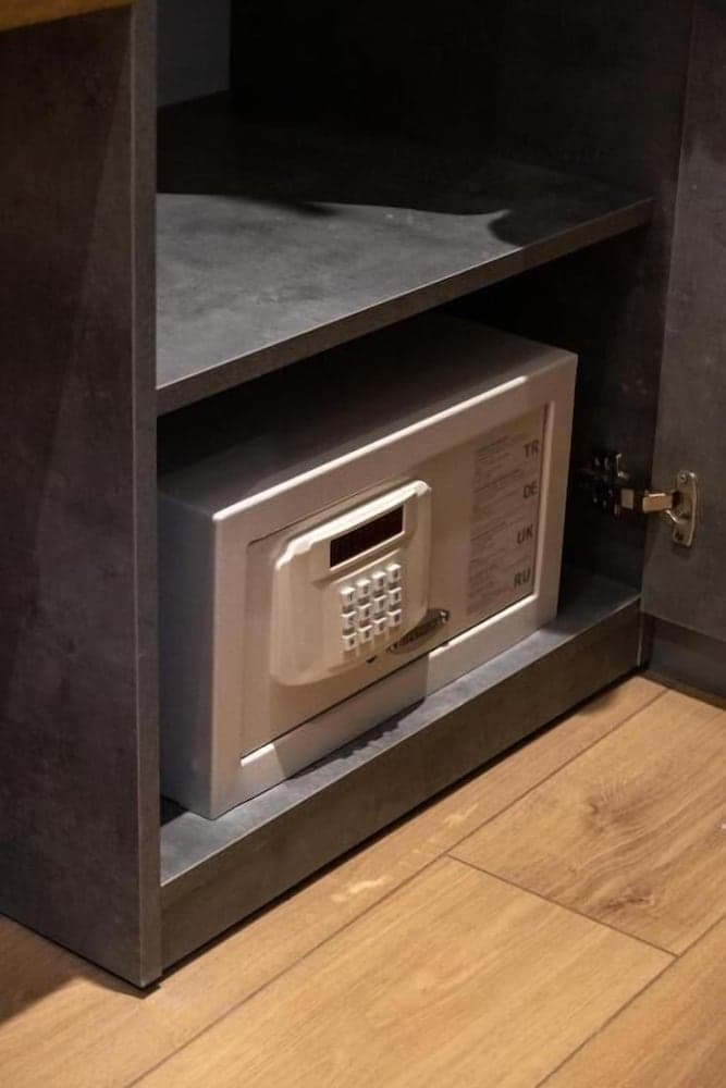 The Platine Plus Süiti - Image 2