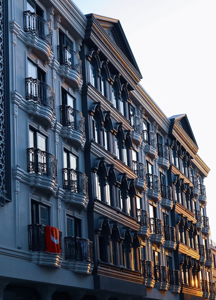 Mara Palace Otel - Image 1