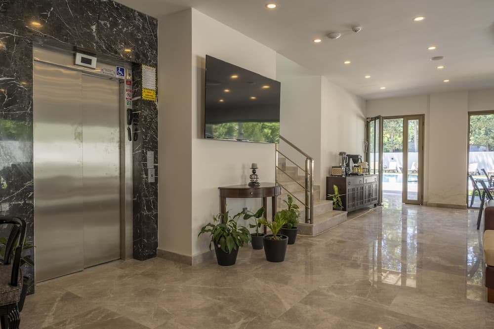 Olive Tree Hotel - Image 3