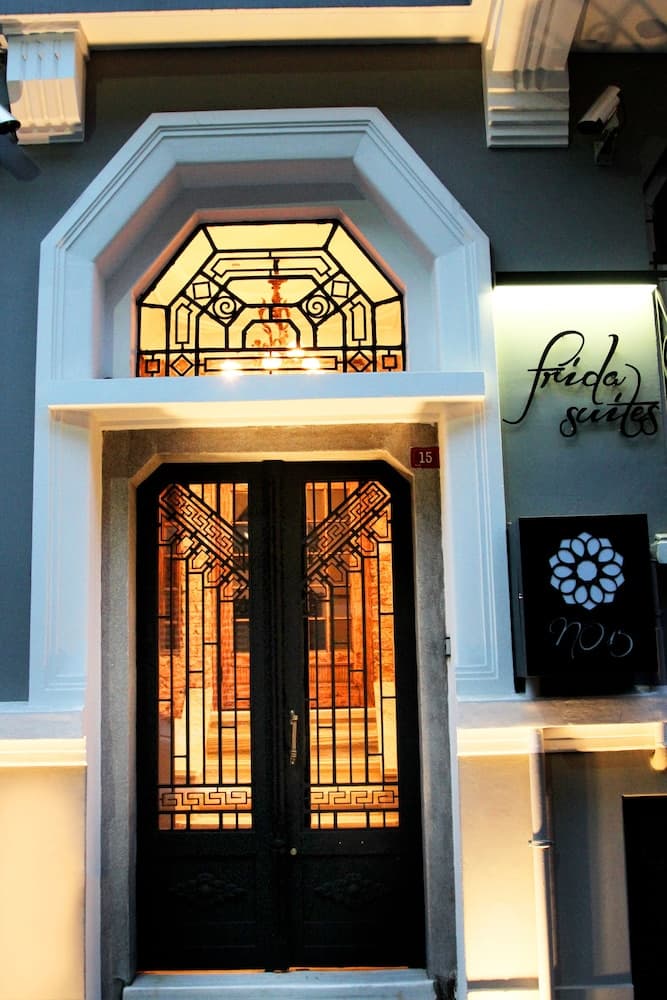 Frida Süitler ve Apartlar - Image 1