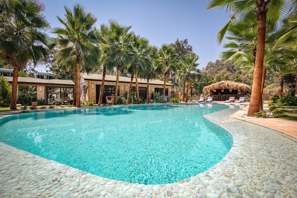 Layla Gocek - Yetişkinlere Özel - Image 1