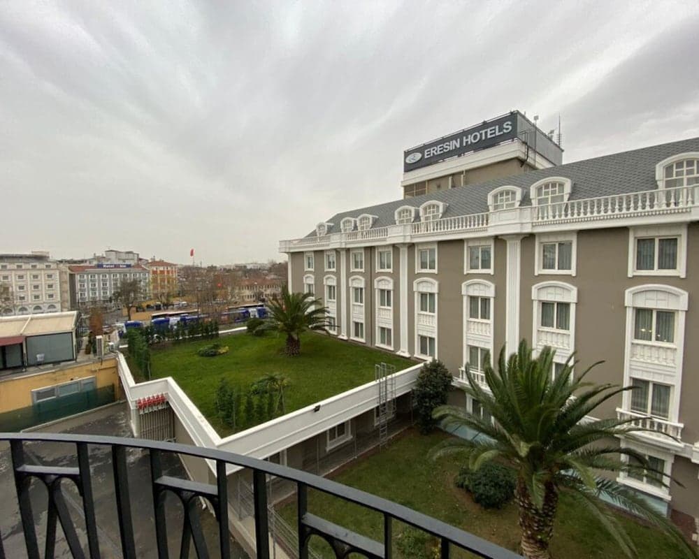 Eresin Hotels Express - Image 1