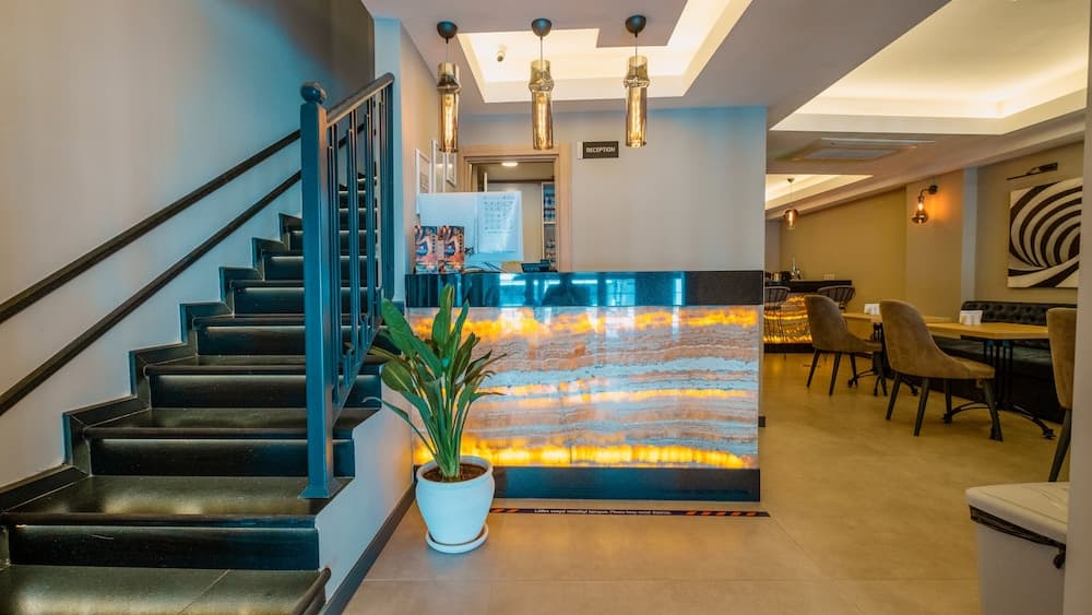 Alesta Midtown - Image 4