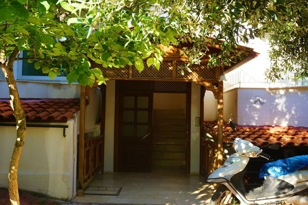 Cobanoglu Otel - Image 1