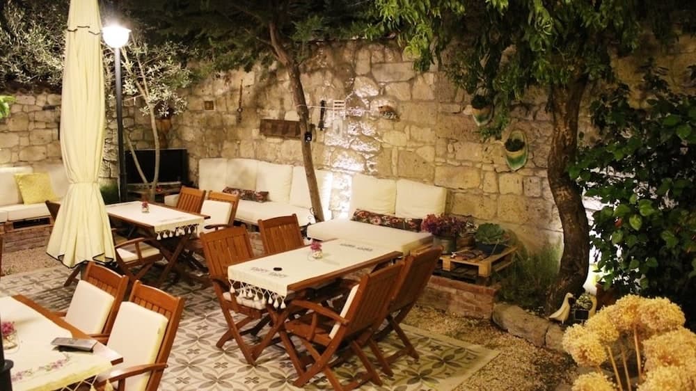 Lilyum Alaçatı Butik Otel - Image 3